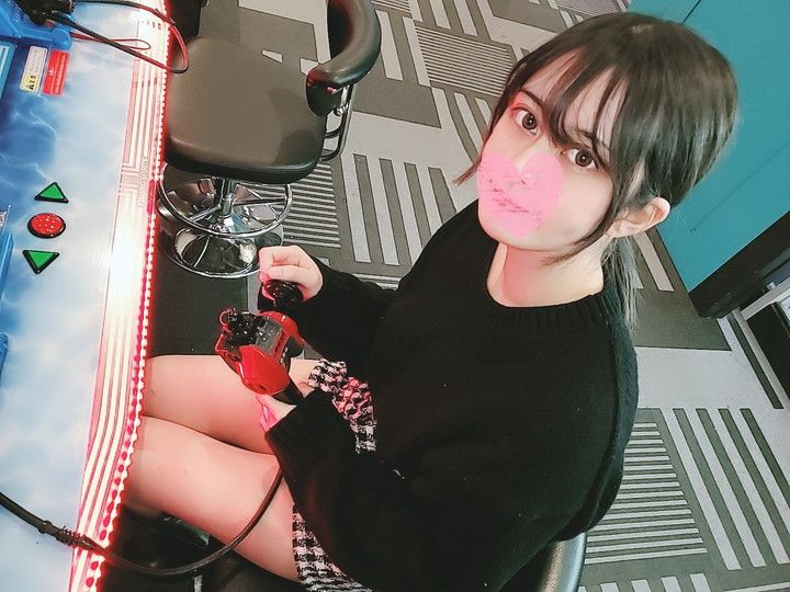 FC2-PPV-3097860 騙財高學歷女OO被10位低學歴男人們10連續中出！