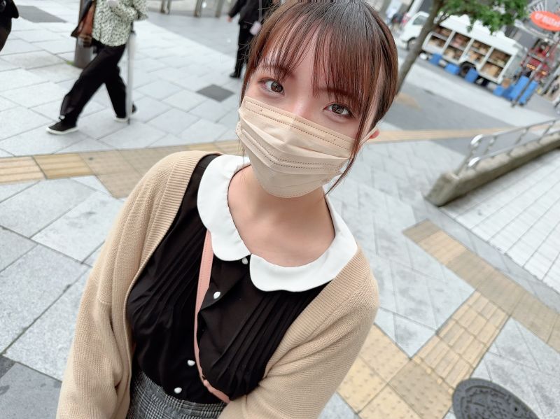 FC2-PPV-3463195 感度出眾E罩杯優等生美女與臉蛋不配的淫蕩口交發出聲音 堅挺肉棒抽插子宮與G點高潮連連