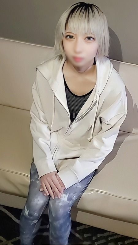 FC2-PPV-2821011 與私人教練在賓館的夜間個人課程。危險日連續中出。